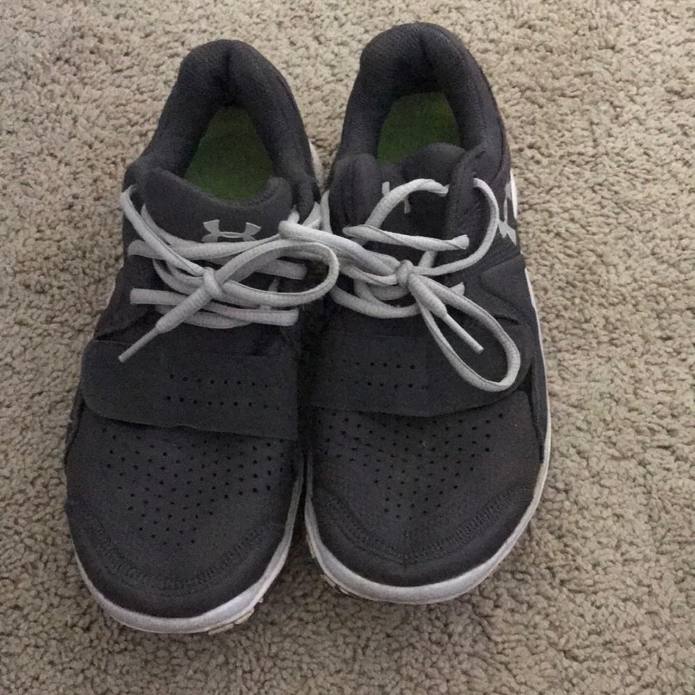 Under Armour Sneakers